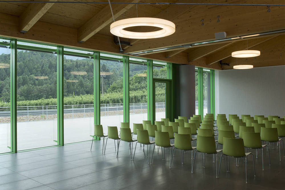 Nuovo stabilimento Consorzio Melinda progettato dallo Studio Azzali di Trento