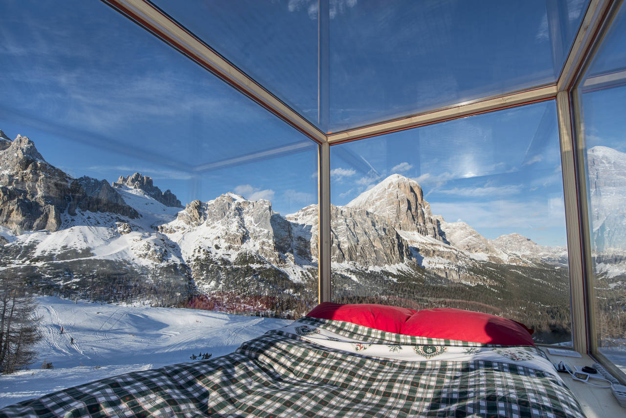 Starlight Room Dolomites (Photo by Giacomo Pompanin)