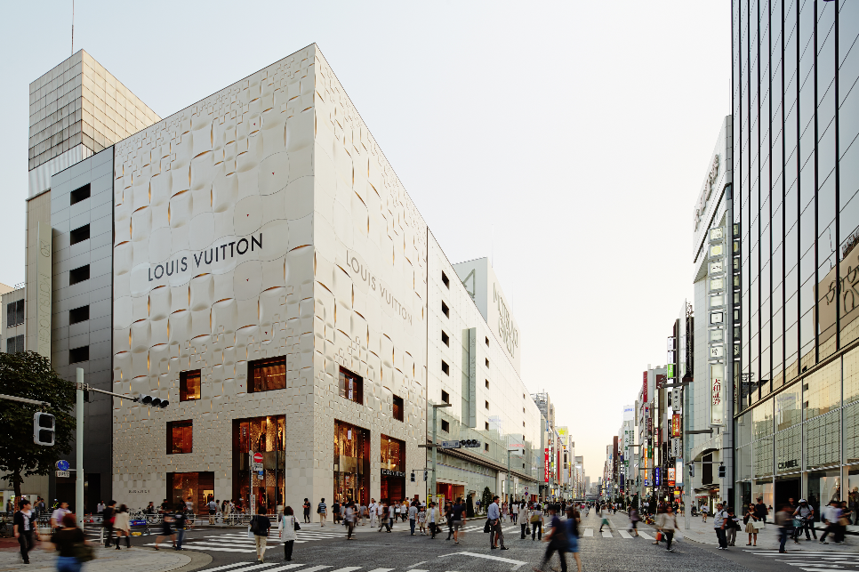 Louis Vuitton Matsuya Ginza Facade, 2014-11-15